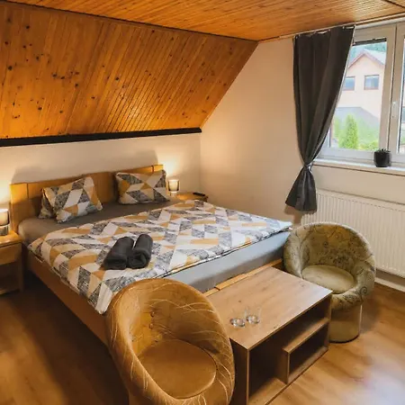 Jas Konukevi 3*